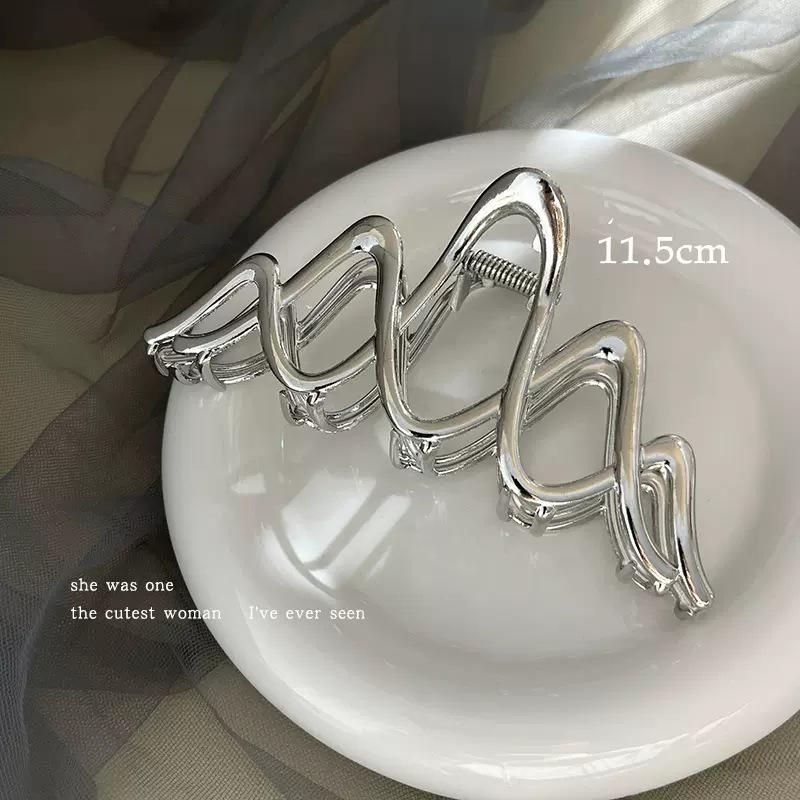 High-End Metal Shark Hair Clip - Elegant Hairpin Bow Accessory