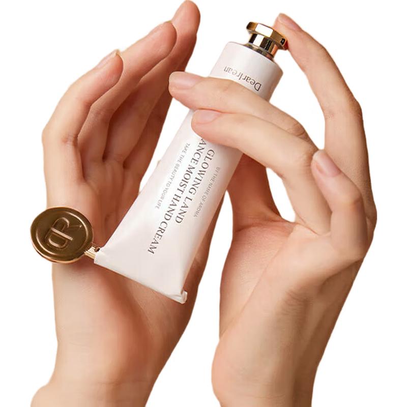 Unique Irene Aix Holiday Hydrating Hand Cream