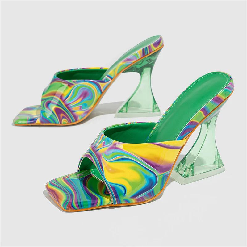 

Eilyken Street Style Камуфляжные женские тапочки Модные квадратные тапочки с квадратным носком Сексуальные тапочки с кристаллами на высоком каблуке 38