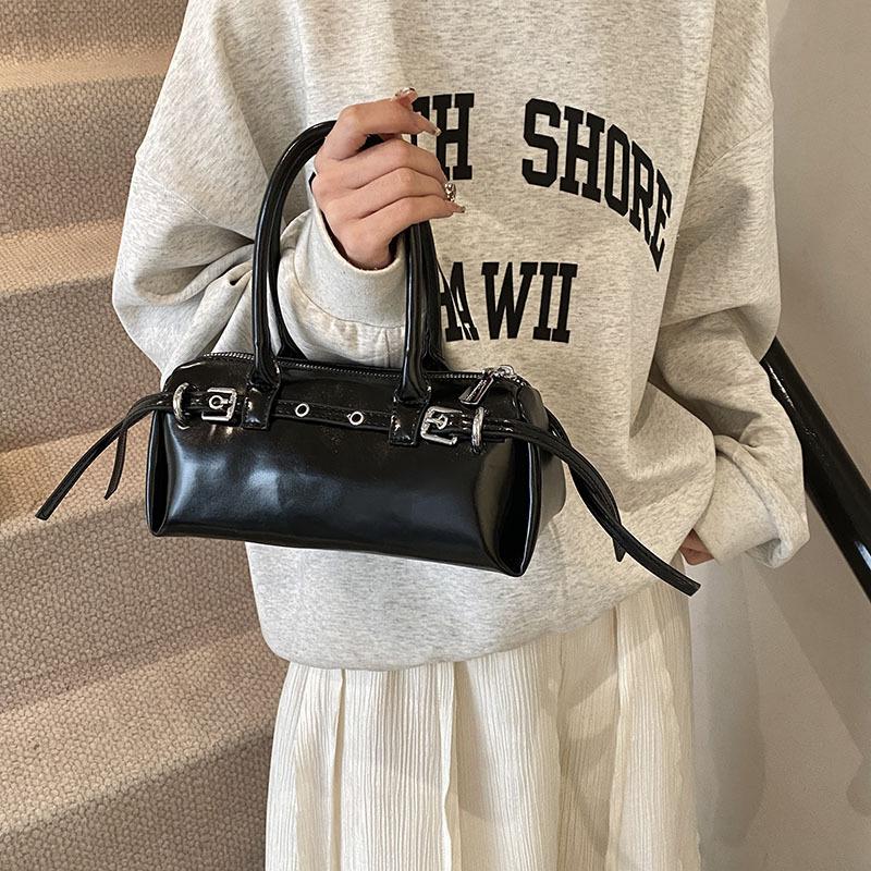 Fashion super hot small bag women's 2025 new spring and summer versatile messenger bag high-end sense portable work small bag