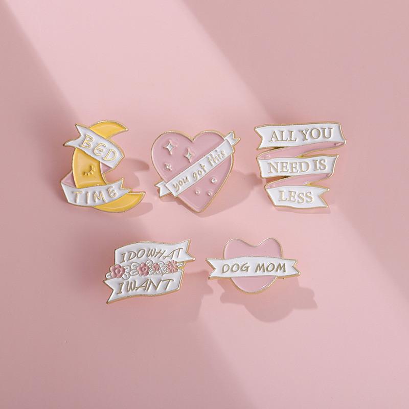 Elegant Geometric Heart Pin Creative Alloy Brooch Fashionable Personalized Gift