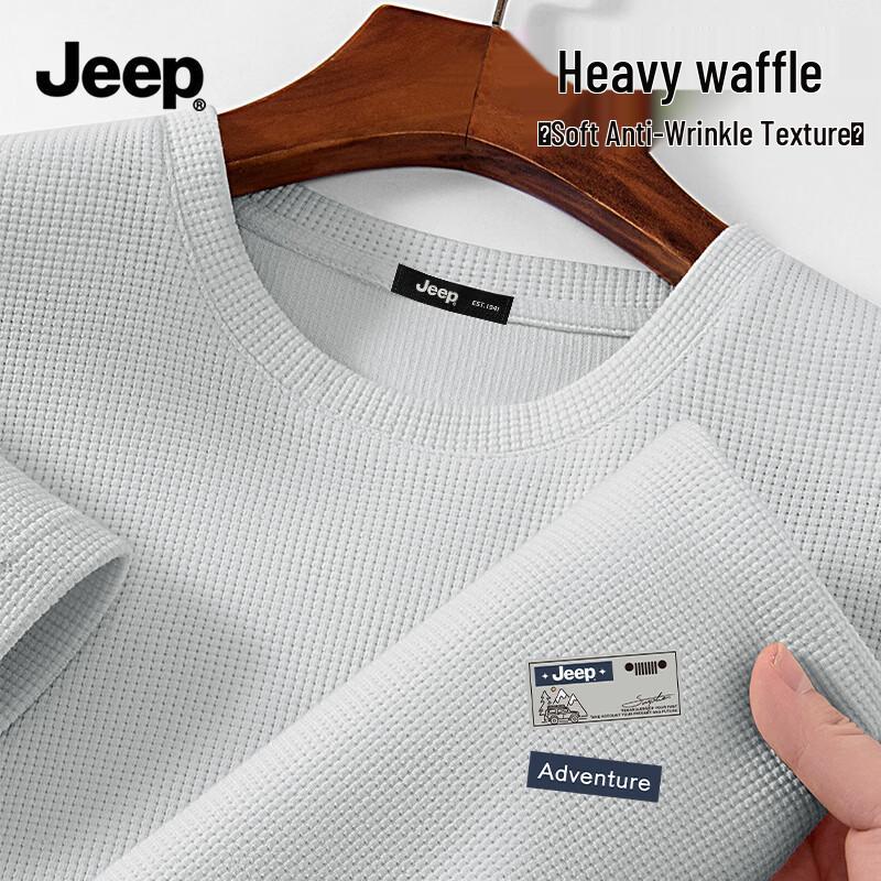 

JEEP Men s Stylish Long-Sleeve T-Shirt L
