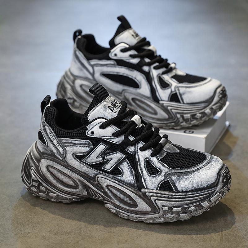 New Fashion Men 's Four Seasons Comfortable Thick Sole Shoes Students BoysTrending Soft Sole Breathable Casual Running Sneakers