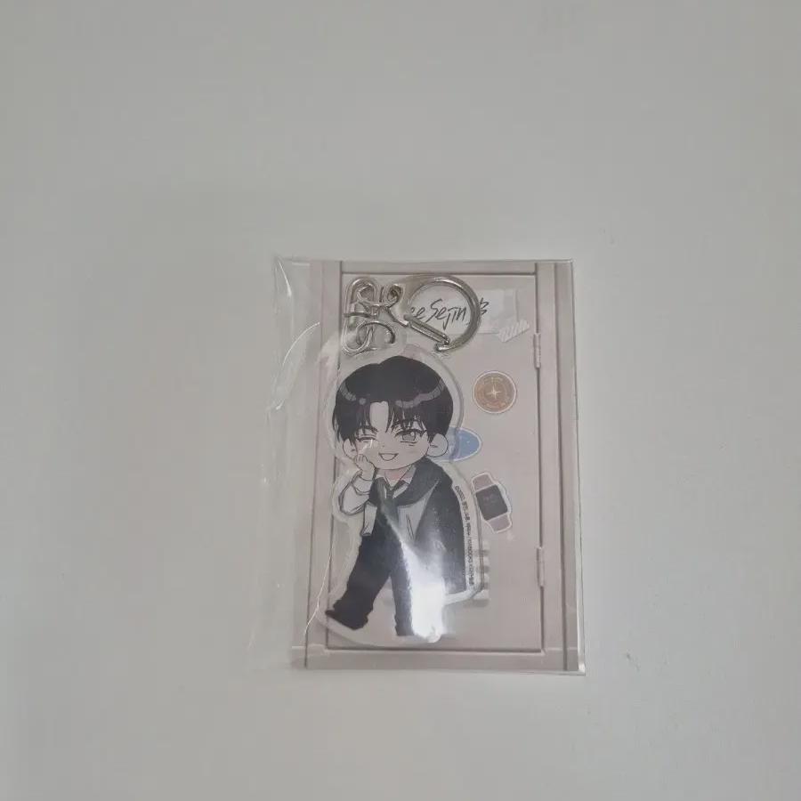 

Demokjuk Lee Se-jin Acrylic Keyring Sell