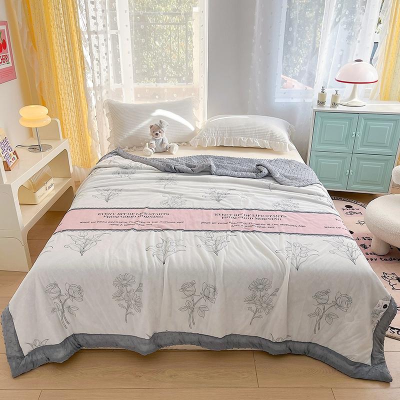 Pink Rose Smooth Air Condition Comforter Lightweight Floral Summer Quilt with Ice Silk Cooling Comforters Four Seasons Universal