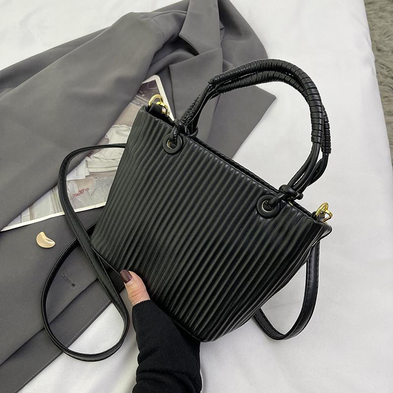 Ielgy French Fashionable Retro Bucket Bag Simple Texture One-Shoulder Trendy All-Match Messenger Bag