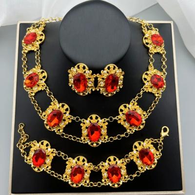 High Quality Glass Jewelry Set With Vintage French Style Elegant Design Temperament