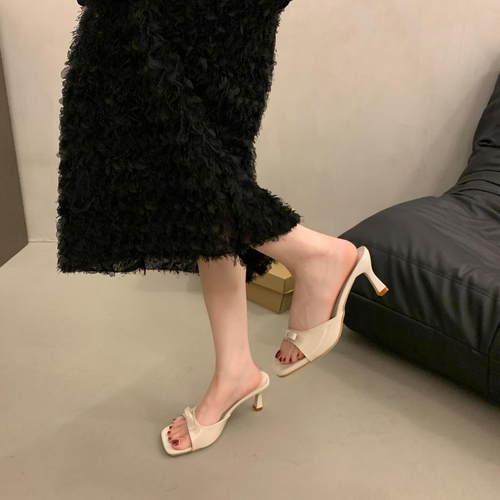 New summer wear stiletto high heel one-word slippers square head comfortable fashion patent leather sandals