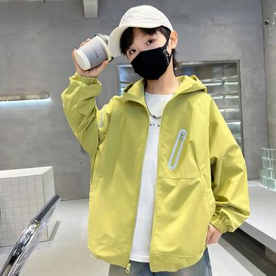 Boys Outerwear Windproof Jacket for Big Children's Outdoor Autumn Hooded Zipper Windproof Jacket for Spring and Autumn