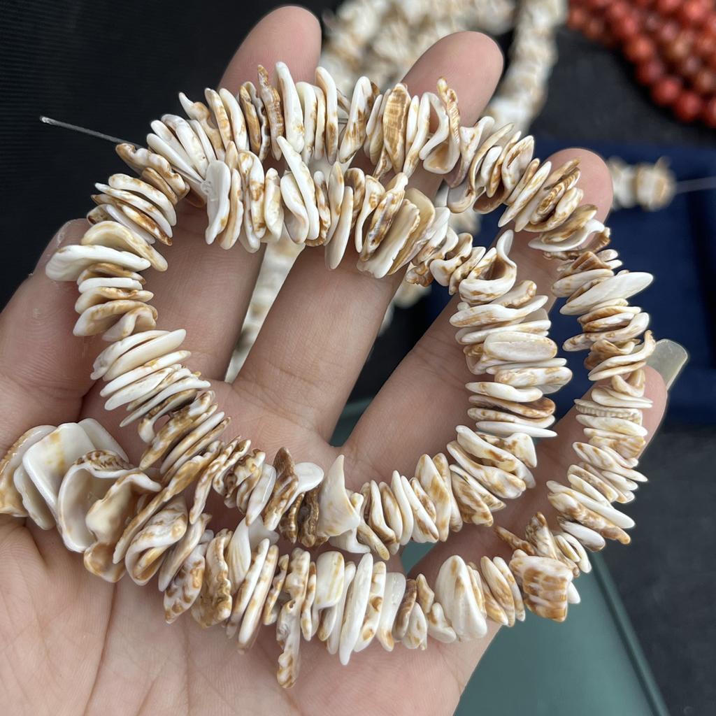 Unique Natural 8-9mm Irregular Shell Chip Beads Strand 38cm, Bohemian Beach Vibe Loose Beads for DIY Necklace Bracelet Jewelry Making Supplies