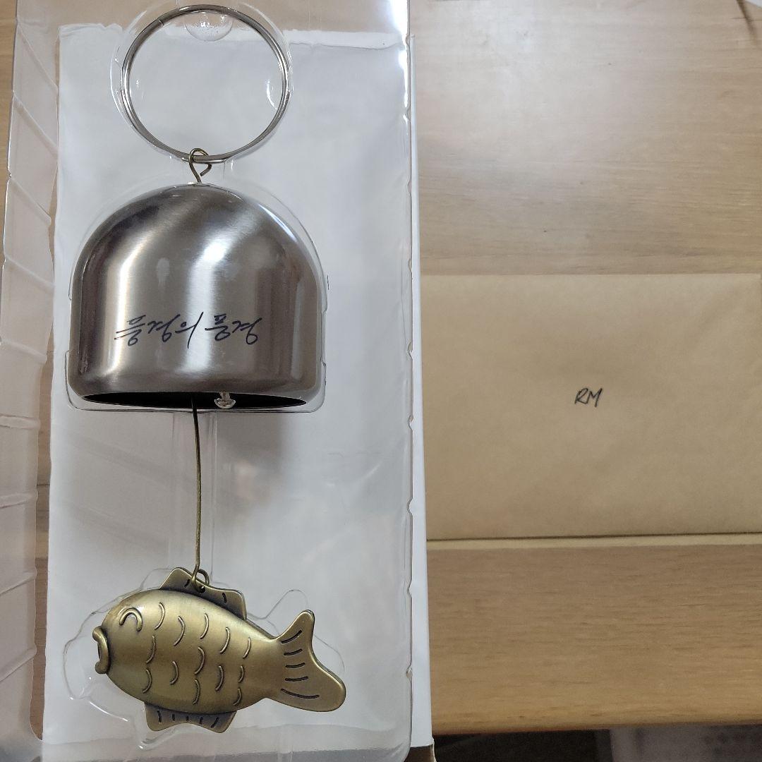 

[Б/У] BTS RM КОЛЛЕКЦИЯ, СДЕЛАННАЯ АРТИСТОМ