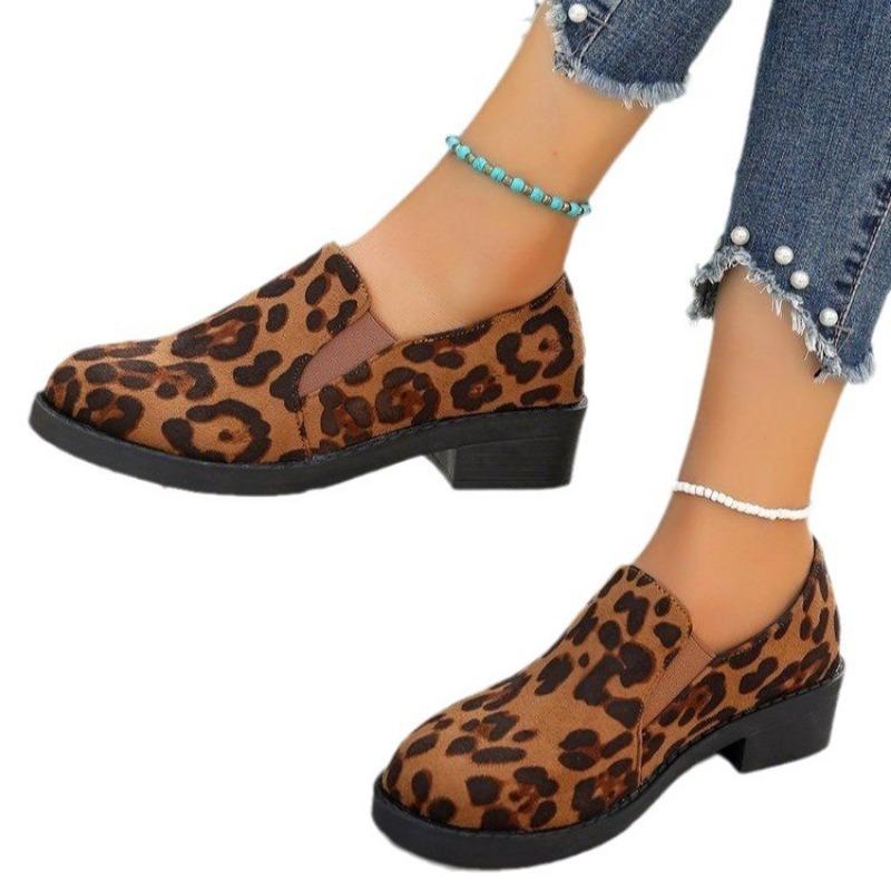 Large size single shoes women's autumn new round head leopard print casual thick heel one-pedal single shoes