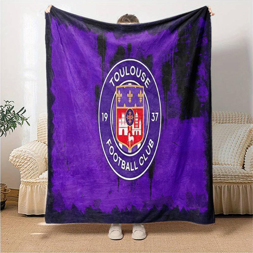 Toul-ouse Crest Design Flannel Blanket, Soft Polyester, Modern Design, All-Season for Camping, Travel, Gifts for Holidays or Birthdays
