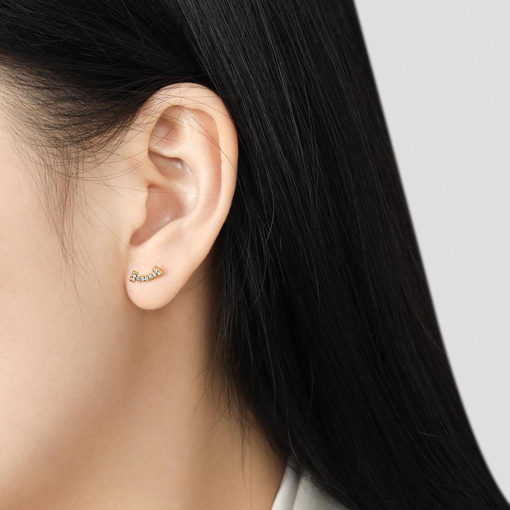 Korean Niche Design Light Luxury Smiley Face Cartilage Earrings in Titanium Steel