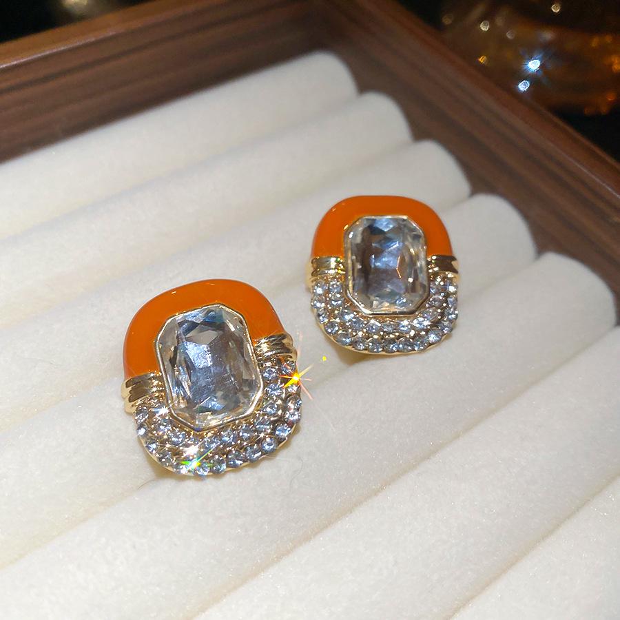 Retro Zircon Square Stud Earrings: Luxurious Silver Needle Design for Autumn/Winter