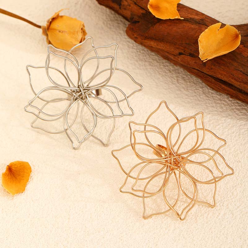 Vintage Metal Hollow Flower Open Rings for Women Exaggerated Gold Color Line Big Flower Adjustable Finger Rings Jewelry Gifts