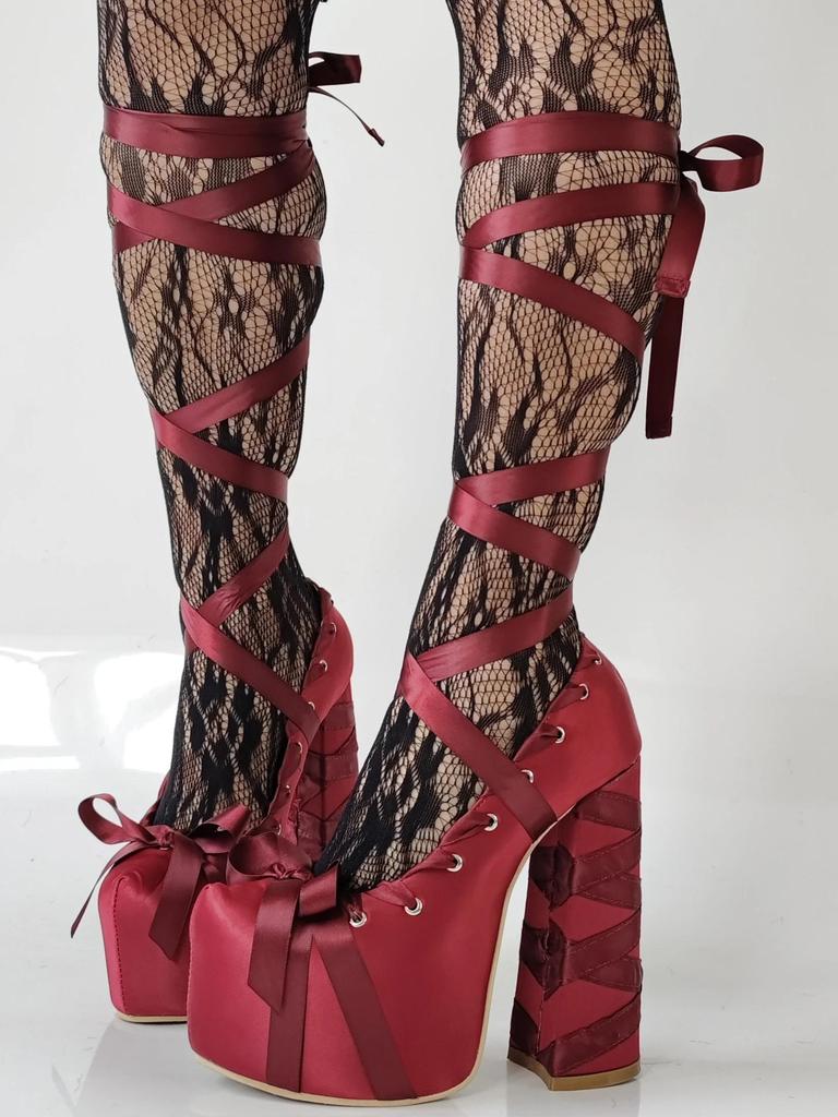 2025 Nuevas Sandalias Lolita Rosas Dulces de Plataforma con Tiras Tacón Grueso Talla Grande 47 Zapatos de Salón de Mujer Satén Lazo Cordones Sandalias de Moda