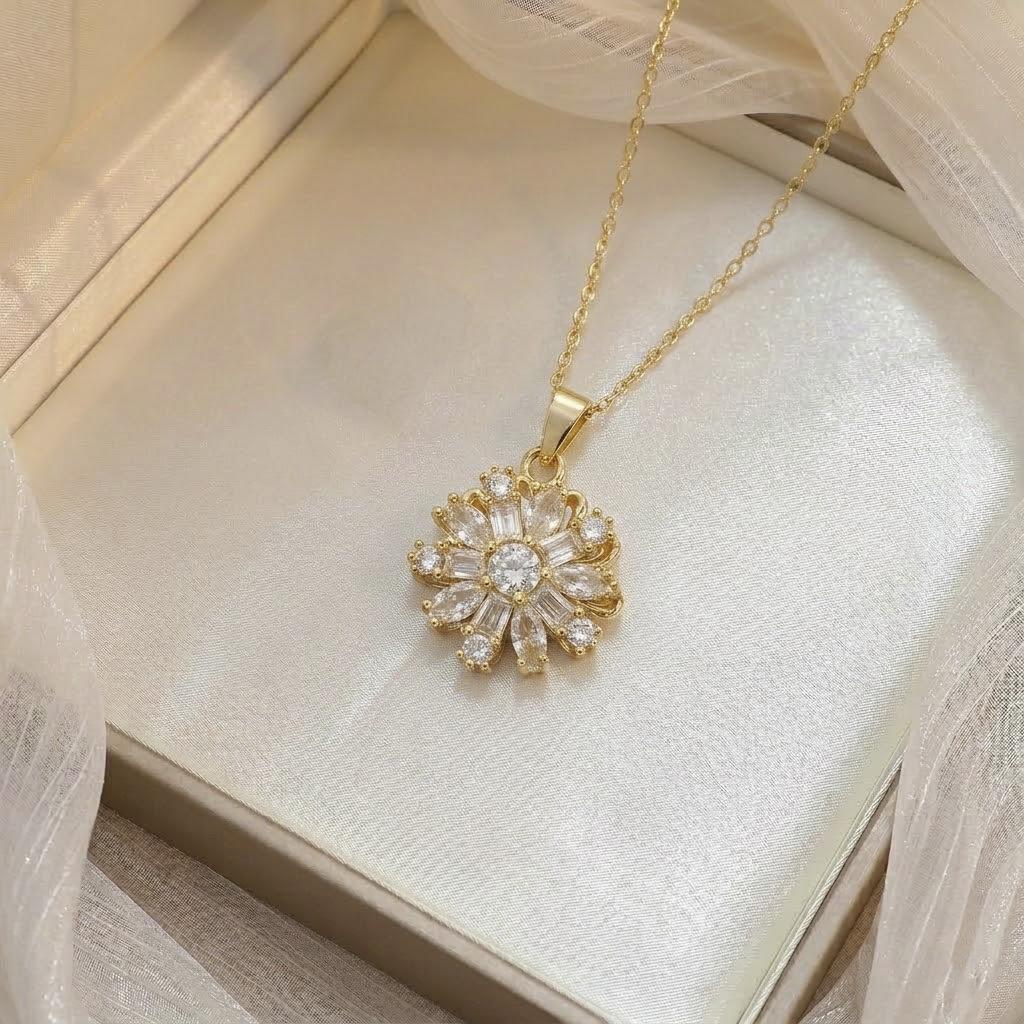 European & American Style Zirconium Petal Rotating Clavicle Necklace for Women