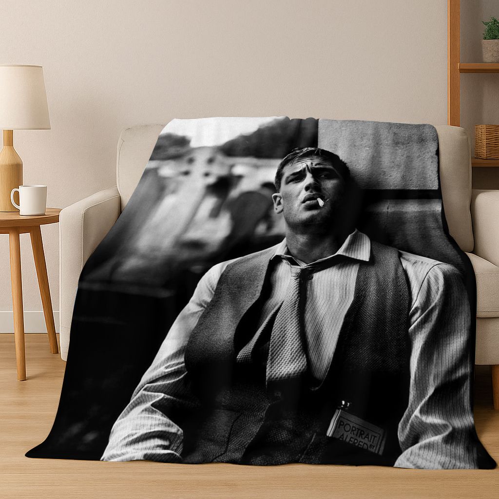 3D Tom Hardy Art Actor Star Flannel Blanket,Cozy Soft Throw Blanket for Home Bedroom Bed Sofa Picnic Office Cover Kids Gift