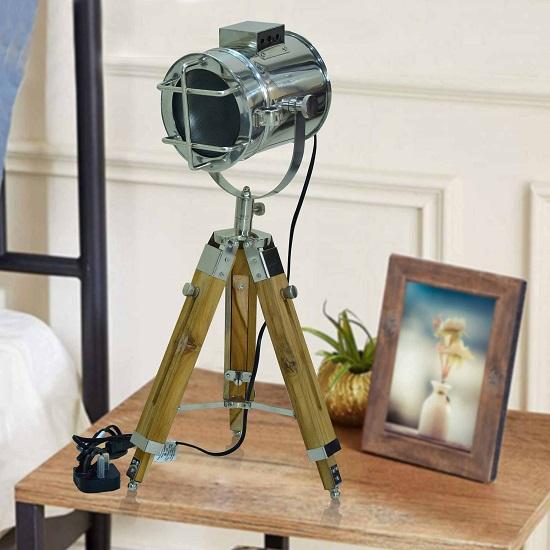 Stolní lampa ručně vyráběná 73,66 cm, chromový povrch v námořnickém stylu. Stylový návrhář