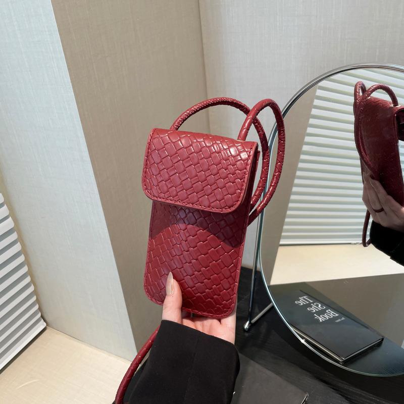 

Mini small bag 2025 new Korean version large screen mobile phone bag women s vertical woven leather shoulder messenger bag change bag красный