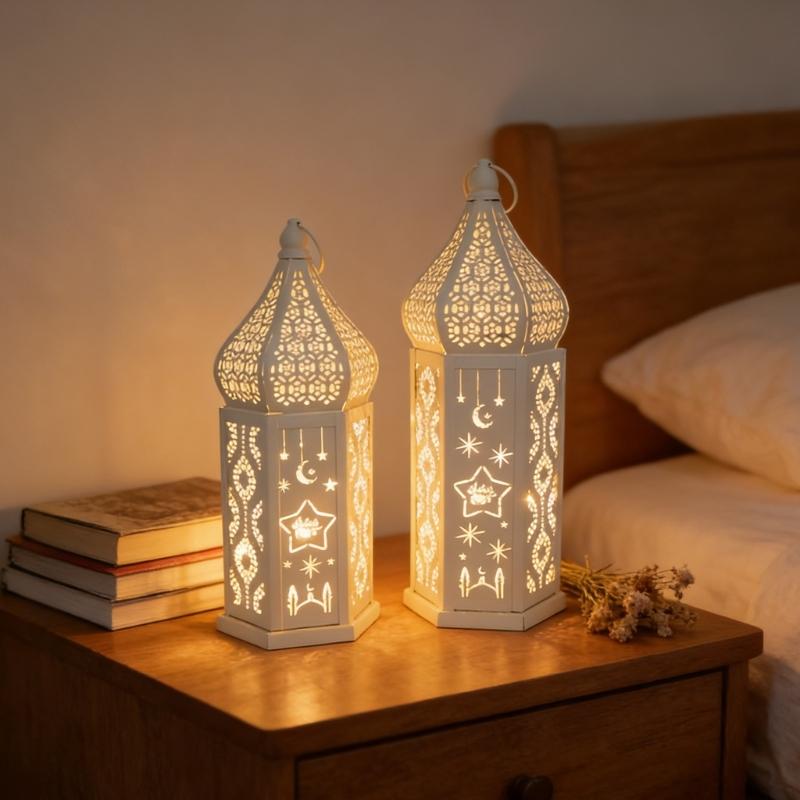 Decorative Candle Lanterns Moroccans Lanterns Retro Golden Metal Lanterns Candle Holder for Home Patios Outdoor Decors