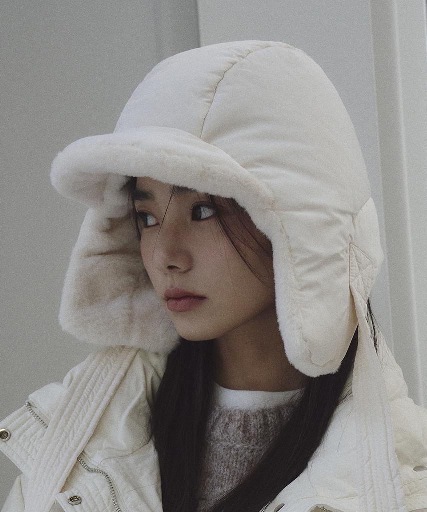 THE GREEN LAB Fur Padded Balaclava [Ivory]