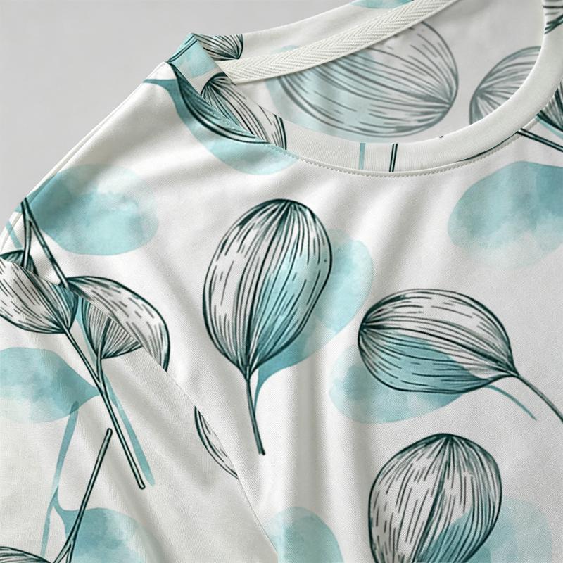 Soft Skin-Friendly Women's T-Shirt: Minimalist Fresh Leaf Pattern, Breathable & Versatile for Daily Casual, Weekend Vacation Wear