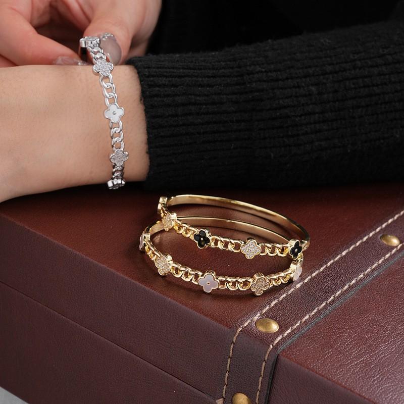 Elegant Floral Zircon Chain Bracelet Women Gold Plated Copper Alloy Stylish Daily Wear Office Casual Outfits
