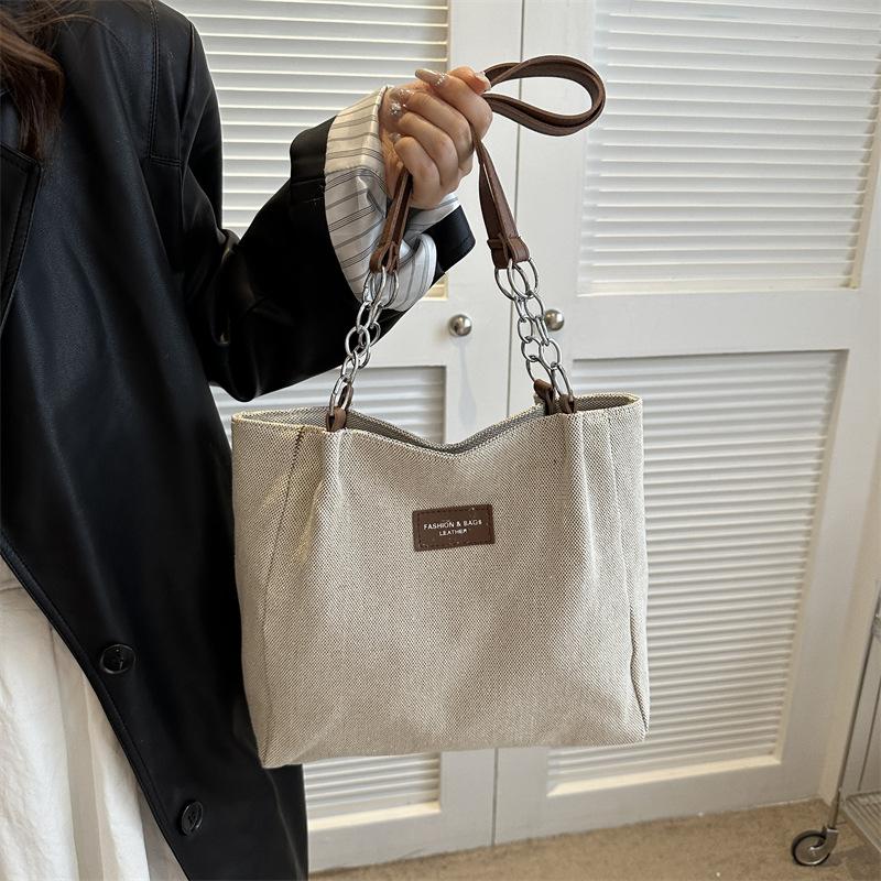 

Нова осінь 2024 модна сумка через плече для приміських поїздок великої місткості сумка-тоут контрастного кольору модна портативна сумка під пахвами коричневий