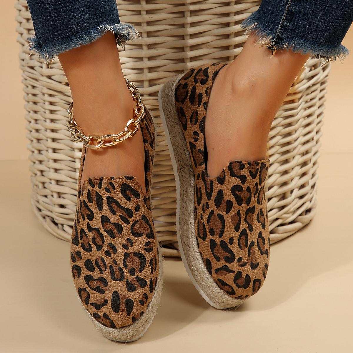 Мода Новые женские туфли на плоской подошве Chaussures Femme Zapatos De Mujer женские повседневные туфли на платформе однотонные дышащие эспадрильи на танкетке 43 2797₽