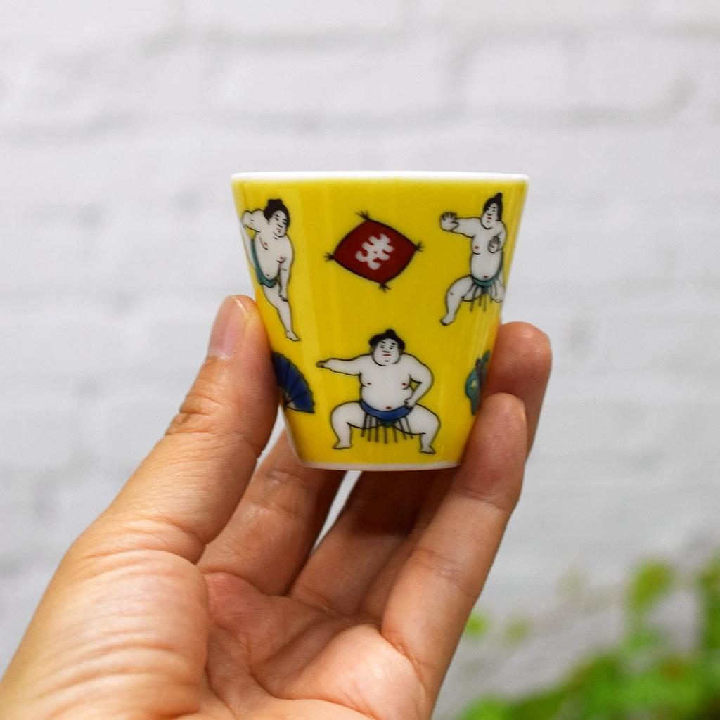 Japonský sklad pro štěstí pohár na saké Kutani ware pohár na saké sumo zápasník keramika Japonské nádobí choko mouth made in Japan