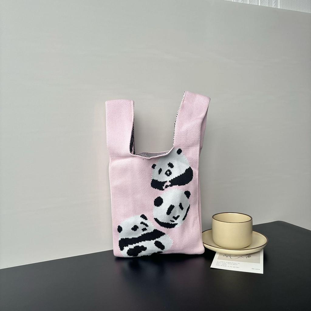 Knitted bag female animal tote bag cute souvenir snack bag versatile vest bag bucket woven gift bag