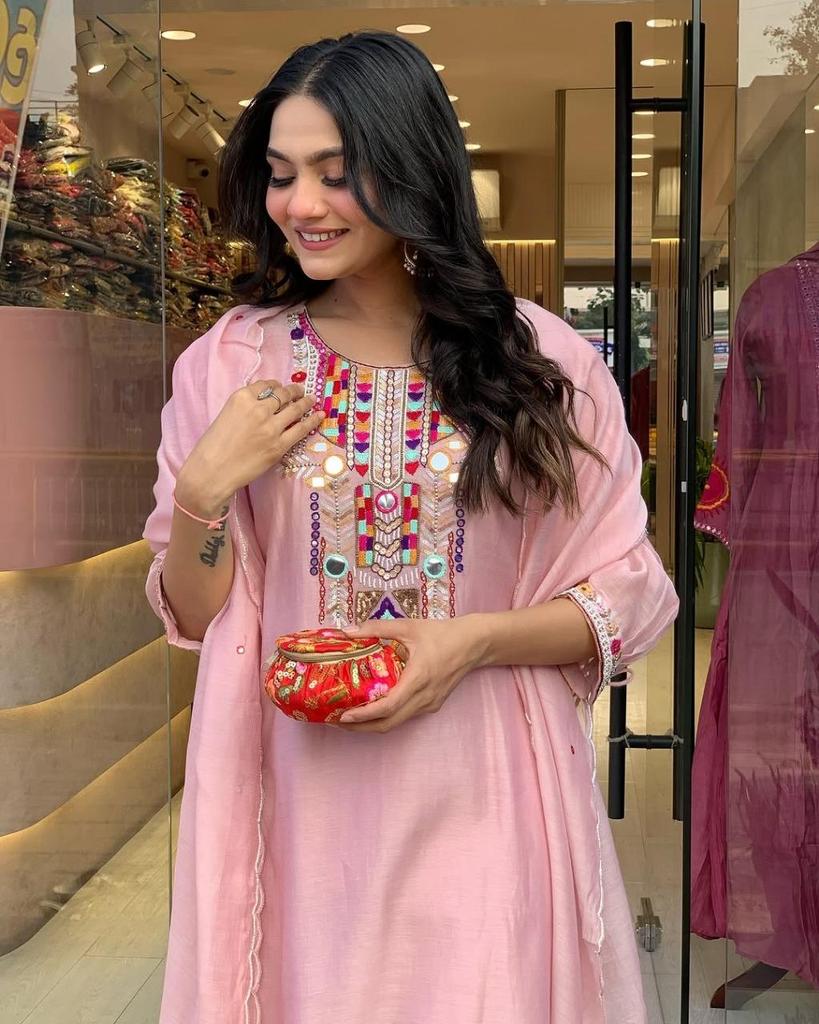 Damen Designer Anarkali Kurta Hose Dupatta Set Indischer Bollywood Top Tunika Kurti Salwar Anzug