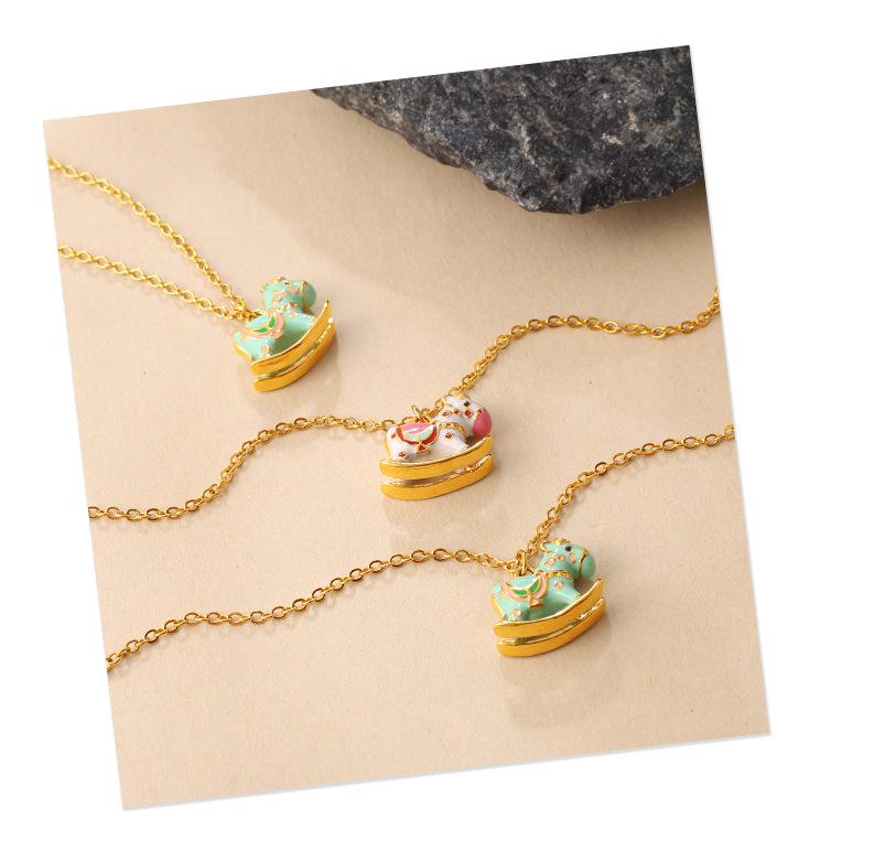 Retro Style Colorful Wooden Horse Necklace for Kids - Unique and Eye-catching Design
