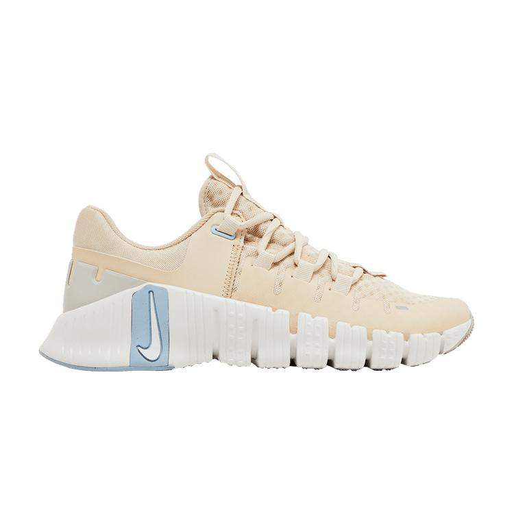 Nike Free Metcon 5 Sanddrift Light Iron Ore (Women s) 40.5