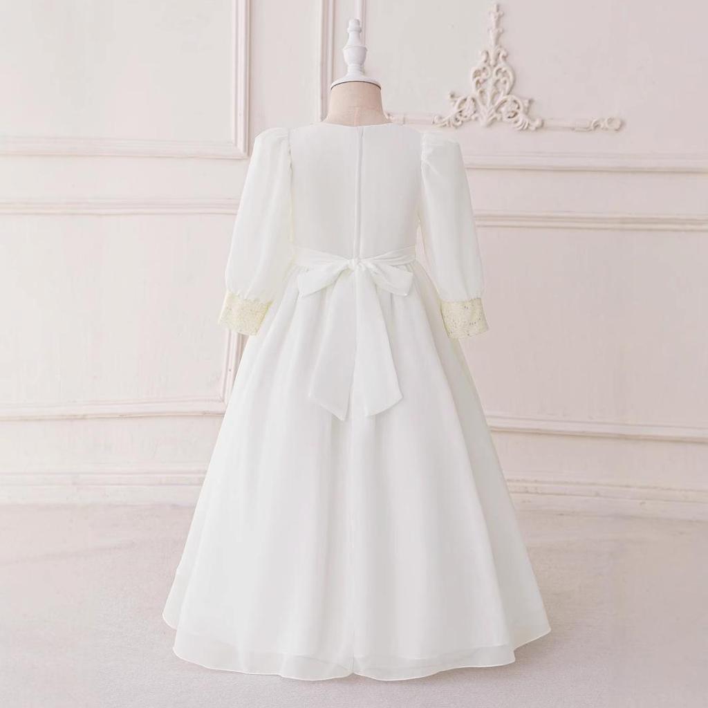 Orientalisches Weißes Chiffon Muslimisches Ballkleid mit Stickerei und langen Ärmeln