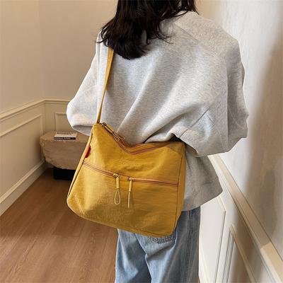 Einfarbige tragbare Umhängetasche für Damen, einfache gepolsterte Umhängetaschen aus Nylongewebe, Reisetasche, Handtasche, Umhängetasche