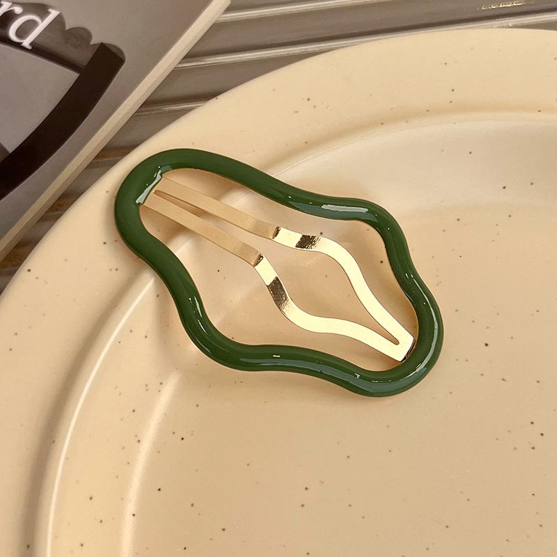 Fashion New Clouds Shaped Hollow Hair Clips Bangs Clip for Woman Girls Sweet HairPins Solid Geometry Barrettes Headdress