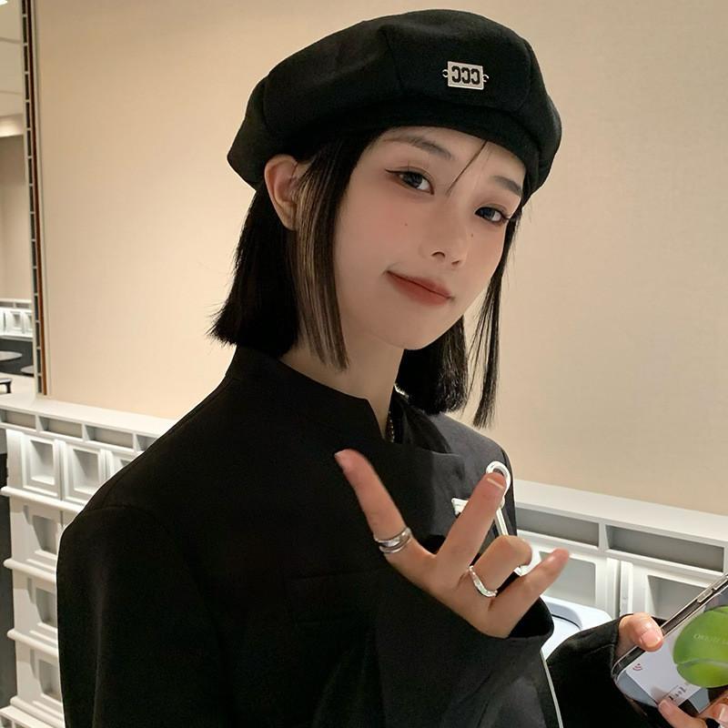 Fashionable Black Beret For Women Large Head Size Face Slimming Design