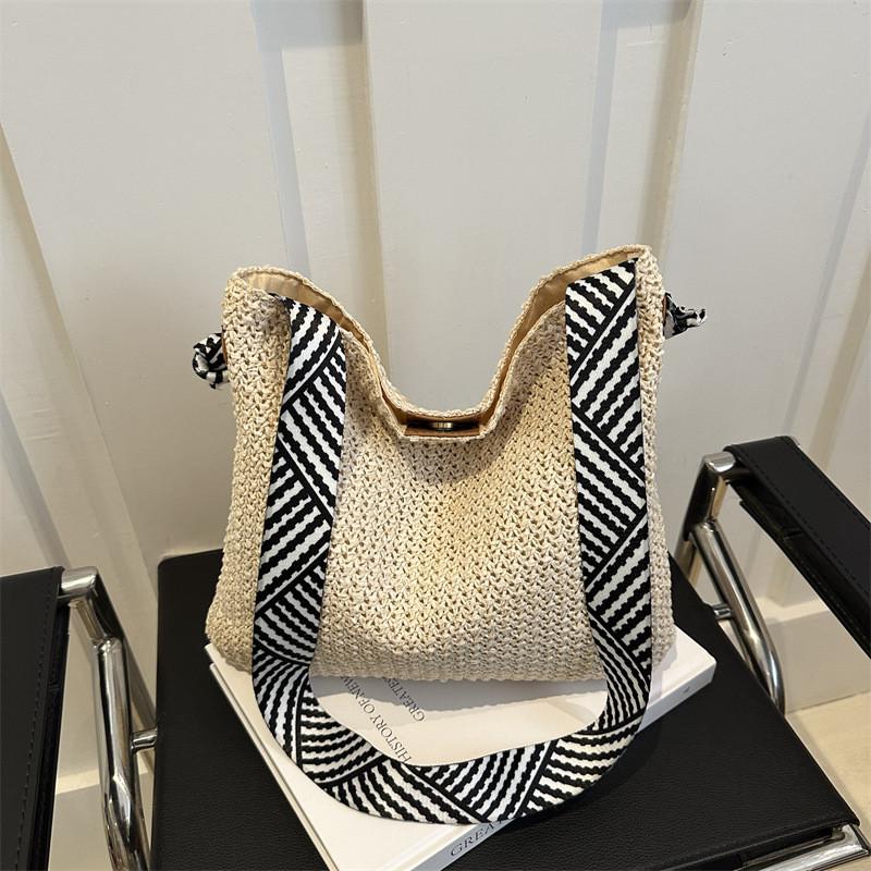 Chic Large Capacity Woven Shoulder Tote Bag For Women Perfect For Summer Outings