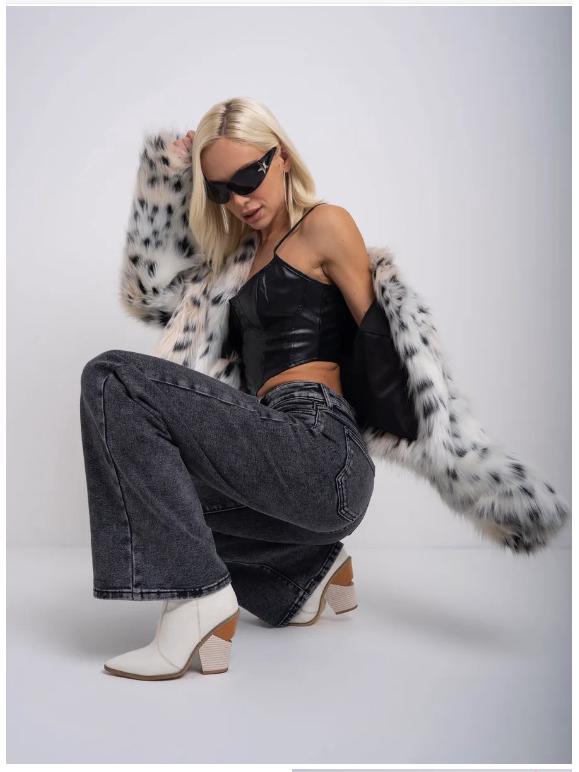 2025 New Women's Wide-Leg Jeans - Stylish Russian Foreign Trade Clothing