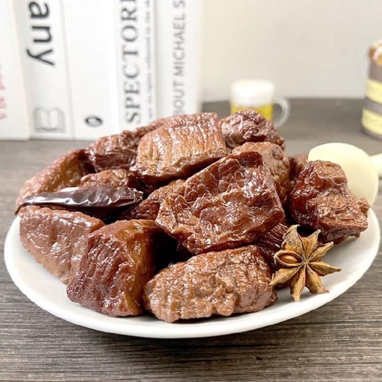 Pack of 6Pcs Artificial Steak Keychain Key Holder Bag Charm For Key Organization and Backpacks Keychain Accessories