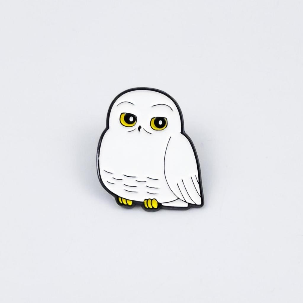 Charming Animal Brooch - Fun Little Bird & Otter Cartoon Badge for Clothing Accessories