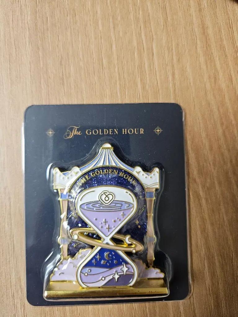 IU Golden Hour Concert Metal Magnet Goods