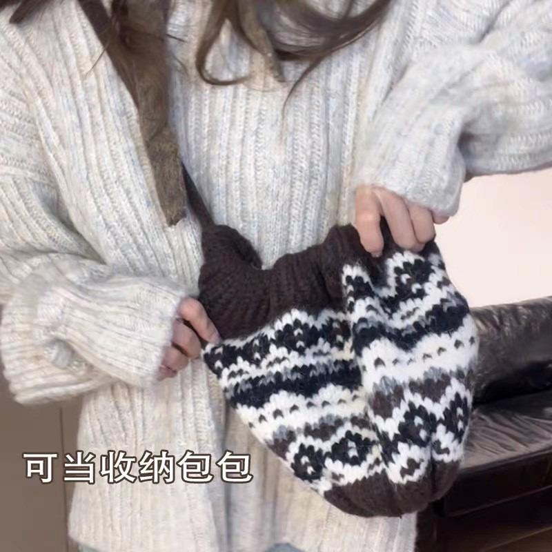 Versatile knitted hat autumn and winter women's retro simple winter hat bag hat thermal hat wool hat ear protector