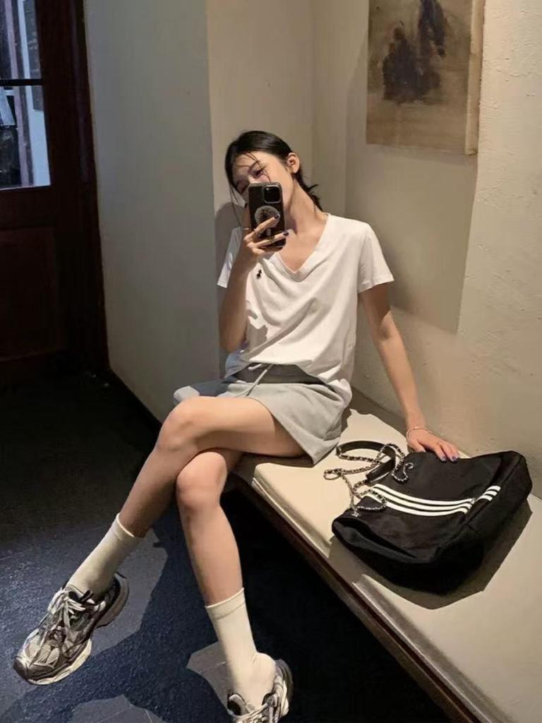 Women's Summer Slim Fit White V-Neck T-Shirt with Horse Embroidery - Pure Cotton, Regular Shoulder, Elegant Commuting Style