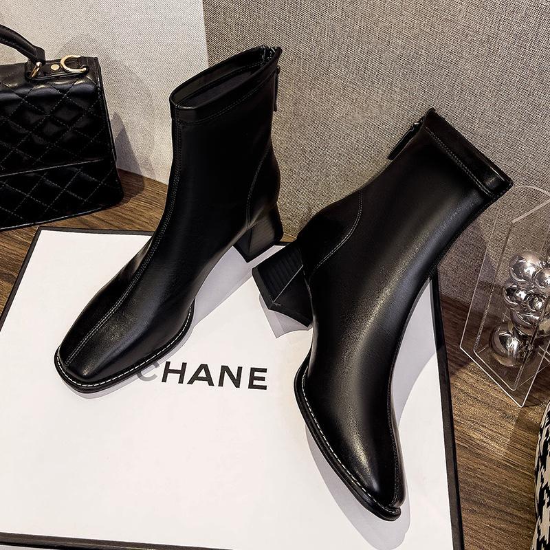 

Женские короткие ботинки с квадратным носком, весенне-осенние одинарные ботинки на высоком каблуке, новые ботинки 2024 года, коричневые, с задней молнией, из мягкой кожи, на толстом каблуке, тонкие ботинки 34 чёрный