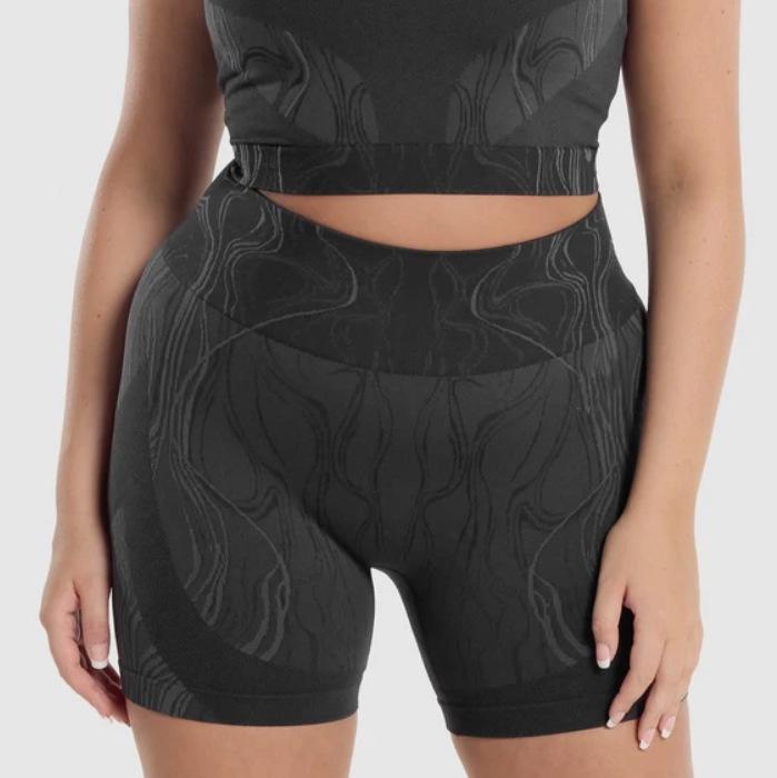 

Striped Jacquard Seamless Yoga Shorts: Hip-Lifting, Sweat-Wicking Fitness Wear for Spring/Summer Small