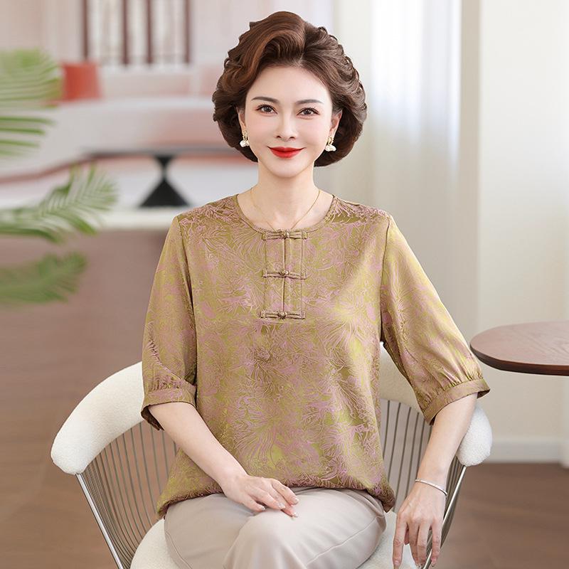 Mom's Summer Seven-Sleeve Chinese Style Shirt: 2023 Fashion for Middle-Aged and Elderly Women.